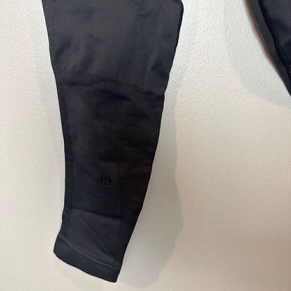 Lululemon Seamless Black Leggings - Picture 7 of 9